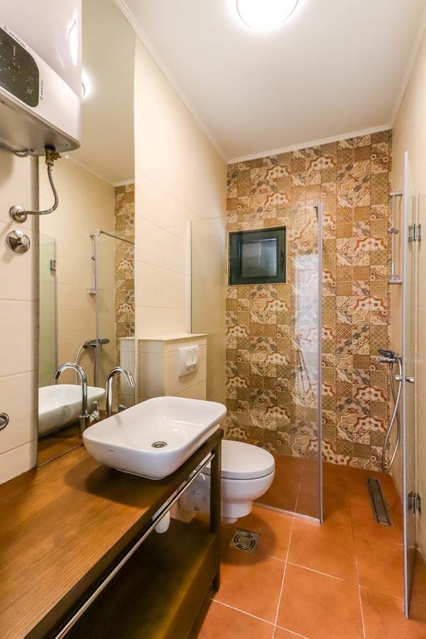 El Mar Apartments بار المظهر الخارجي الصورة